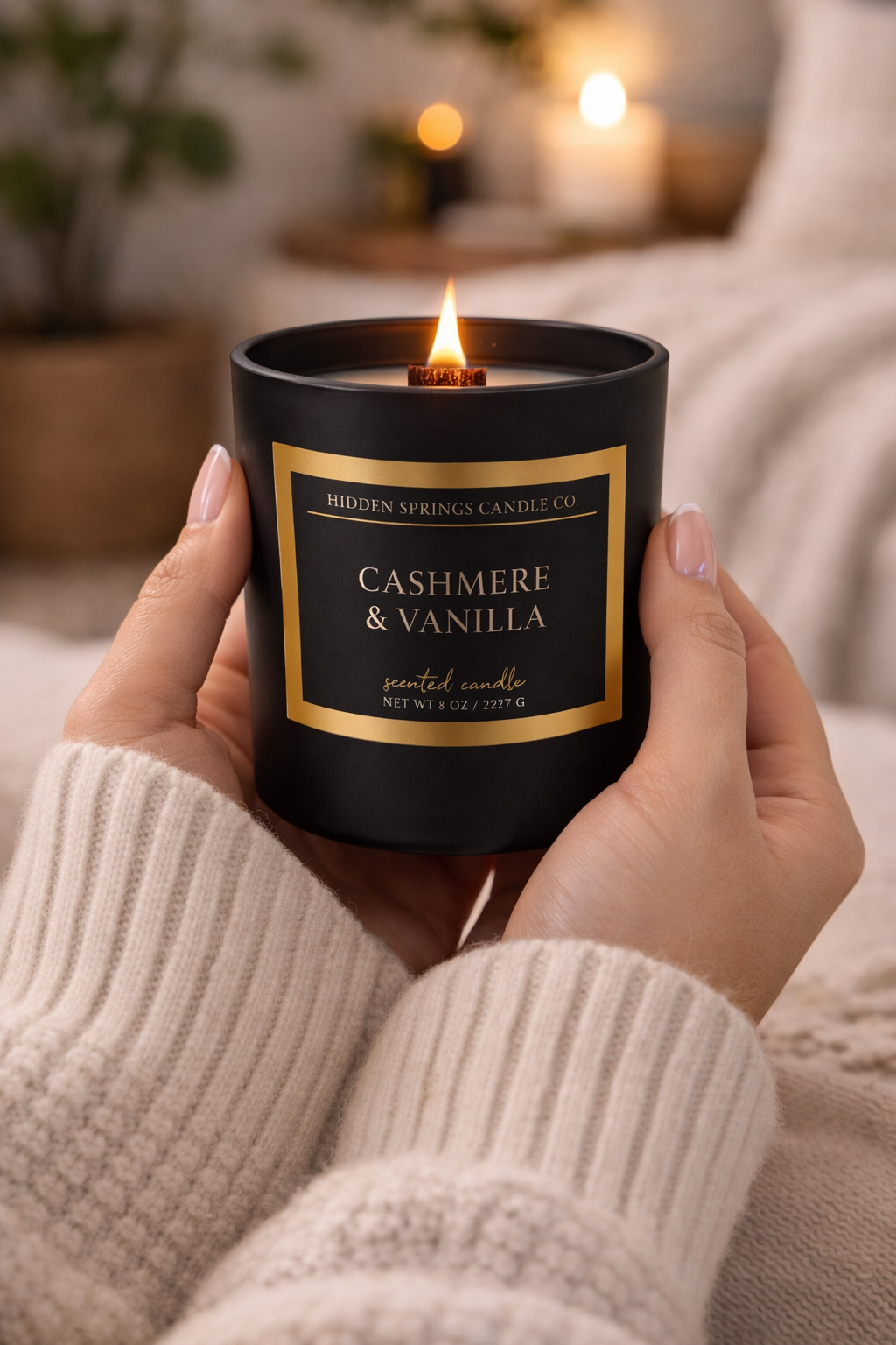 Cashmere Vanilla 8 oz Crackling Wood Wick Soy Candle