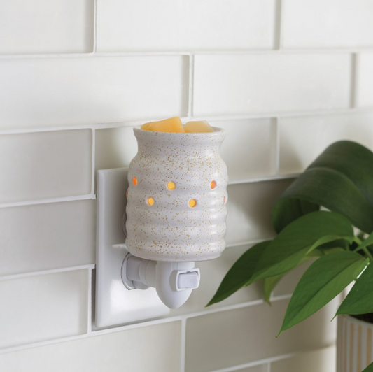 Farmhouse Pluggable Fragrance Warmer